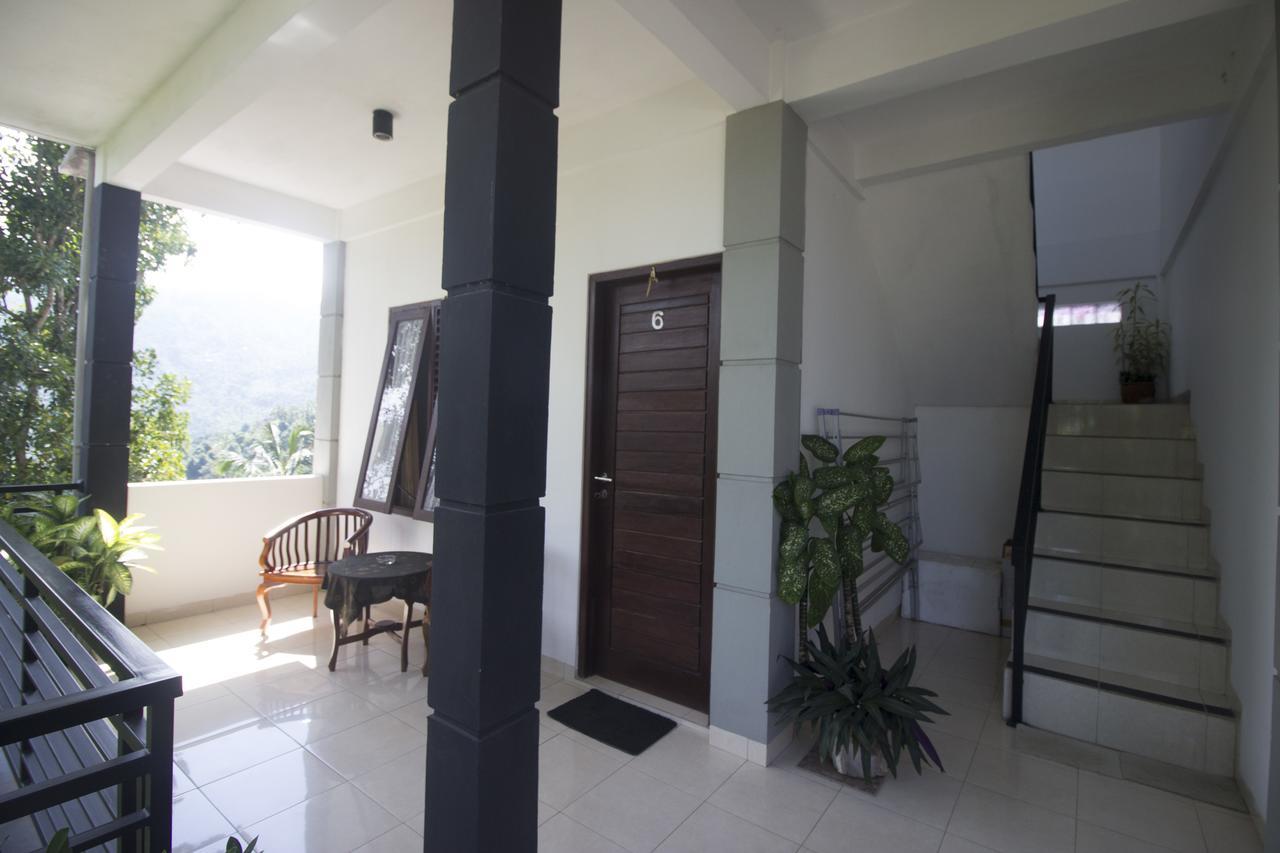 Dangin Mangkalan Homestay Munduk Екстериор снимка
