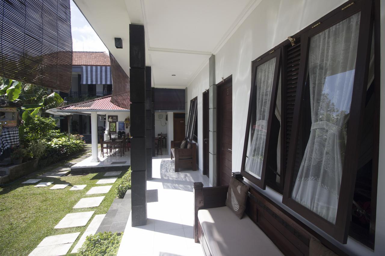 Dangin Mangkalan Homestay Munduk Екстериор снимка