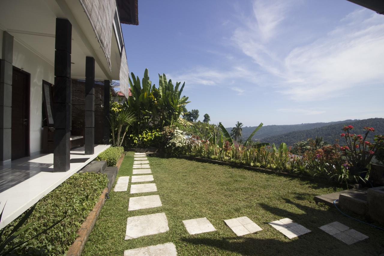 Dangin Mangkalan Homestay Munduk Екстериор снимка